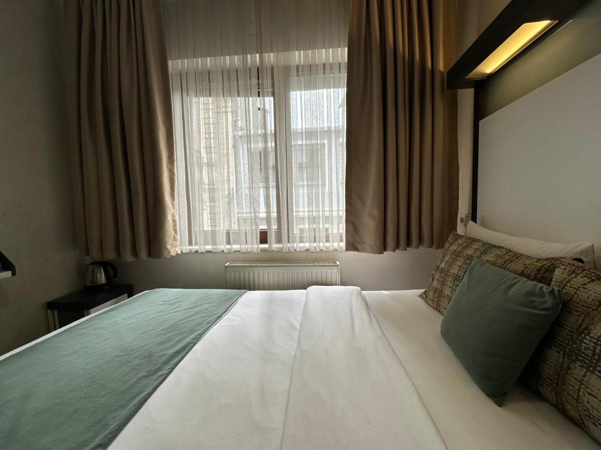 Hotels And Suites Platine Provincia di Istanbul Esterno foto