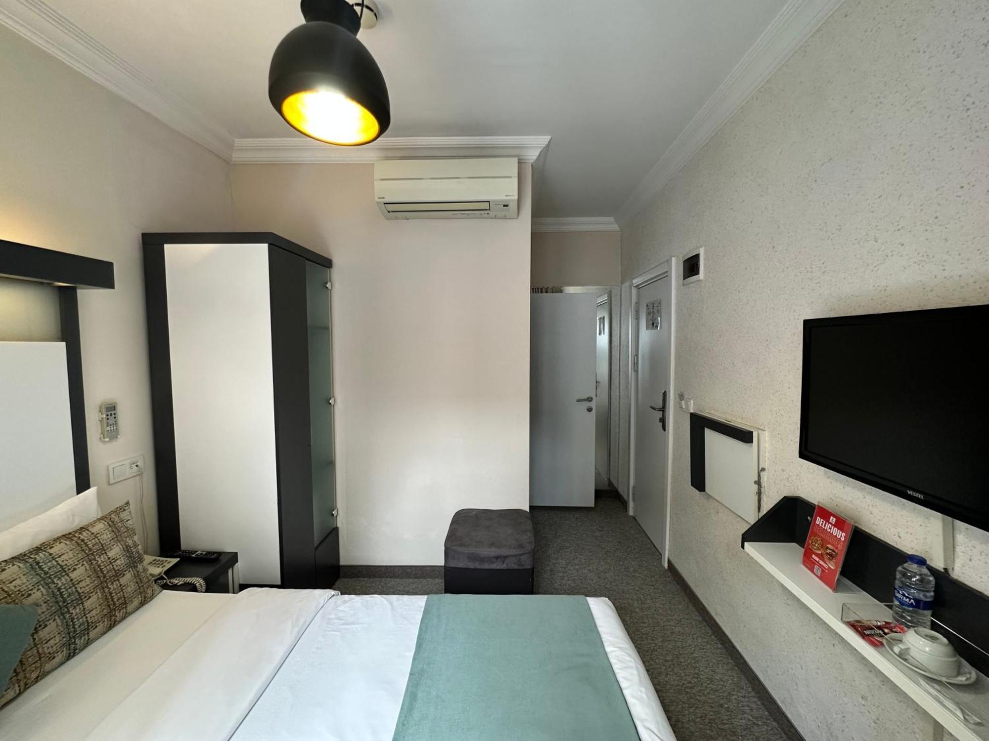 Hotels And Suites Platine Provincia di Istanbul Esterno foto