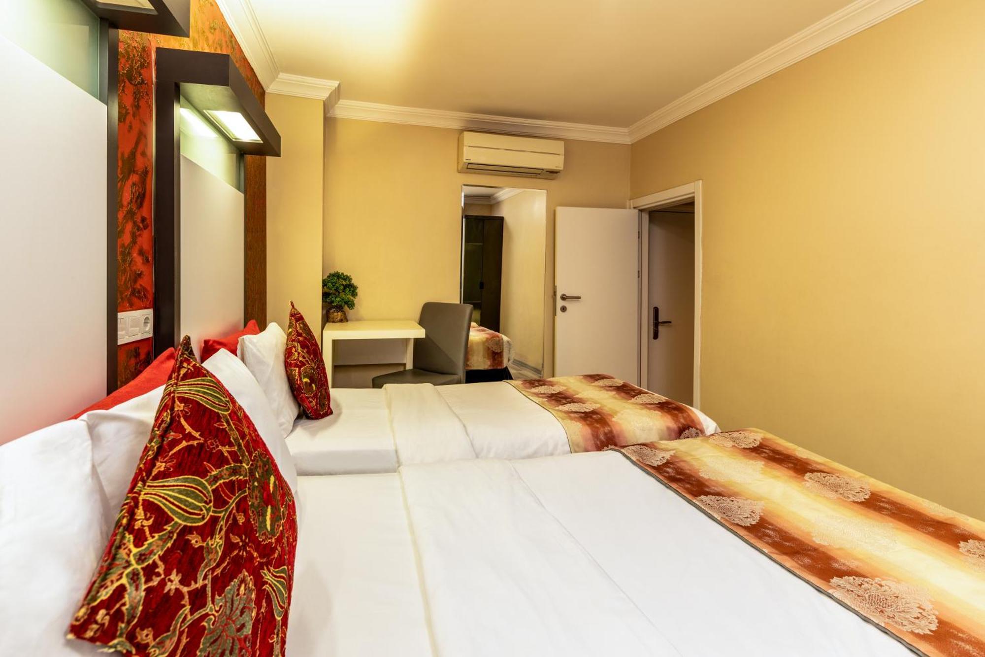 Hotels And Suites Platine Provincia di Istanbul Esterno foto