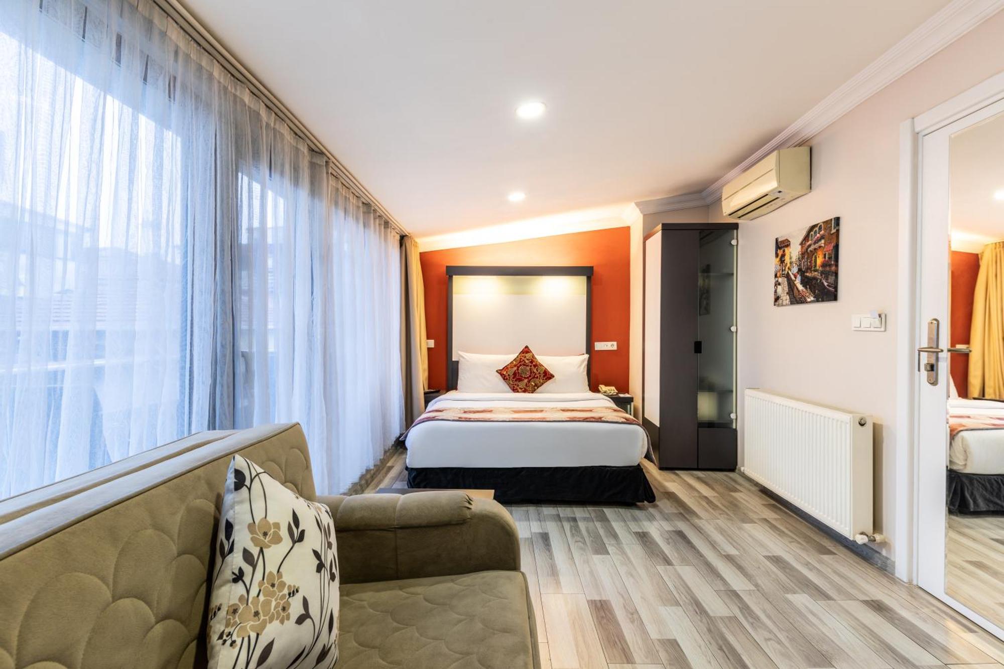 Hotels And Suites Platine Provincia di Istanbul Esterno foto